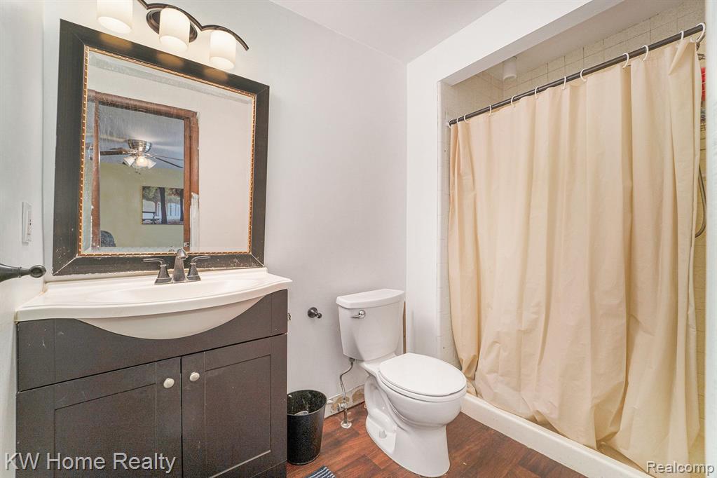 47247 BARTLETT Drive, Canton, MI 48187 — Photo 26