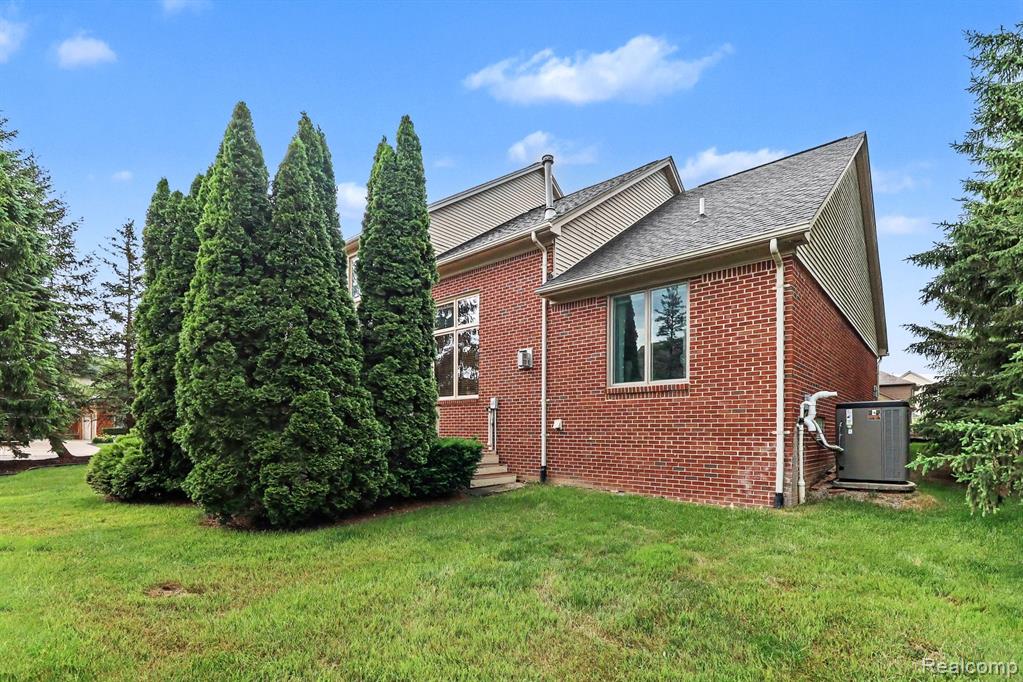 55206 Leonard Court, Shelby Twp, MI 48316 — Photo 24