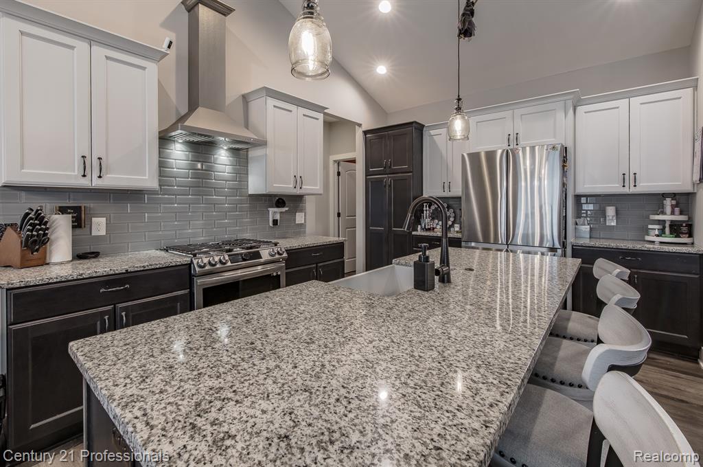 4914 Toratola Lane, Howell, MI 48843 — Photo 15