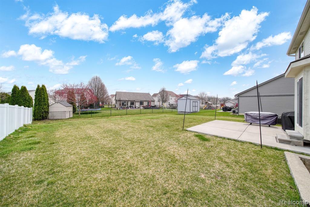 9166 BIRCH POINTE Drive, Newport, MI 48166 — Photo 47