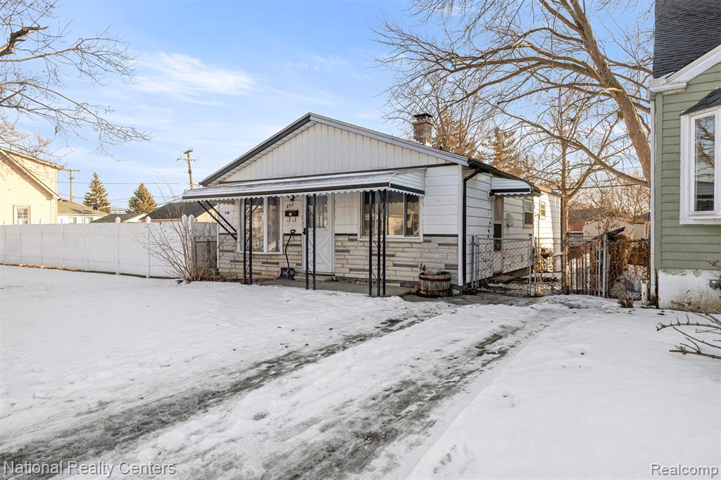 457 Stewart Avenue, Lincoln Park, MI 48146 — Photo 3