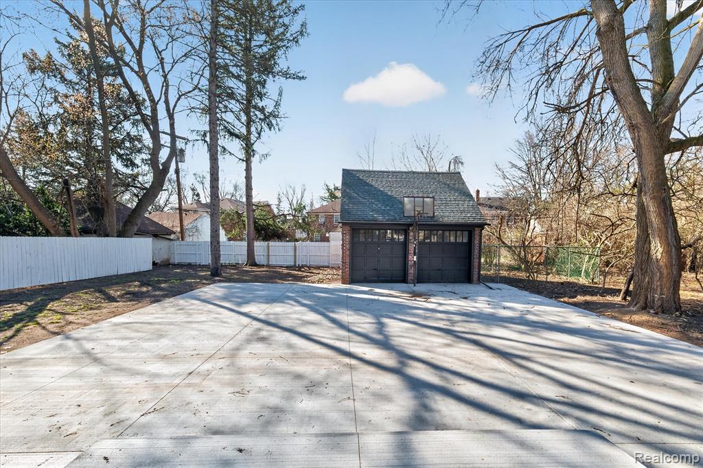 3261 Sherbourne Road, Detroit, MI 48221 — Photo 47