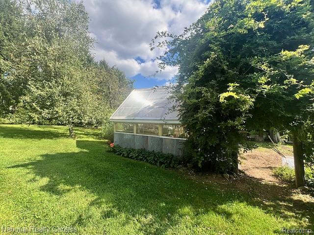 1785 Middle Road, Highland, MI — Photo 38