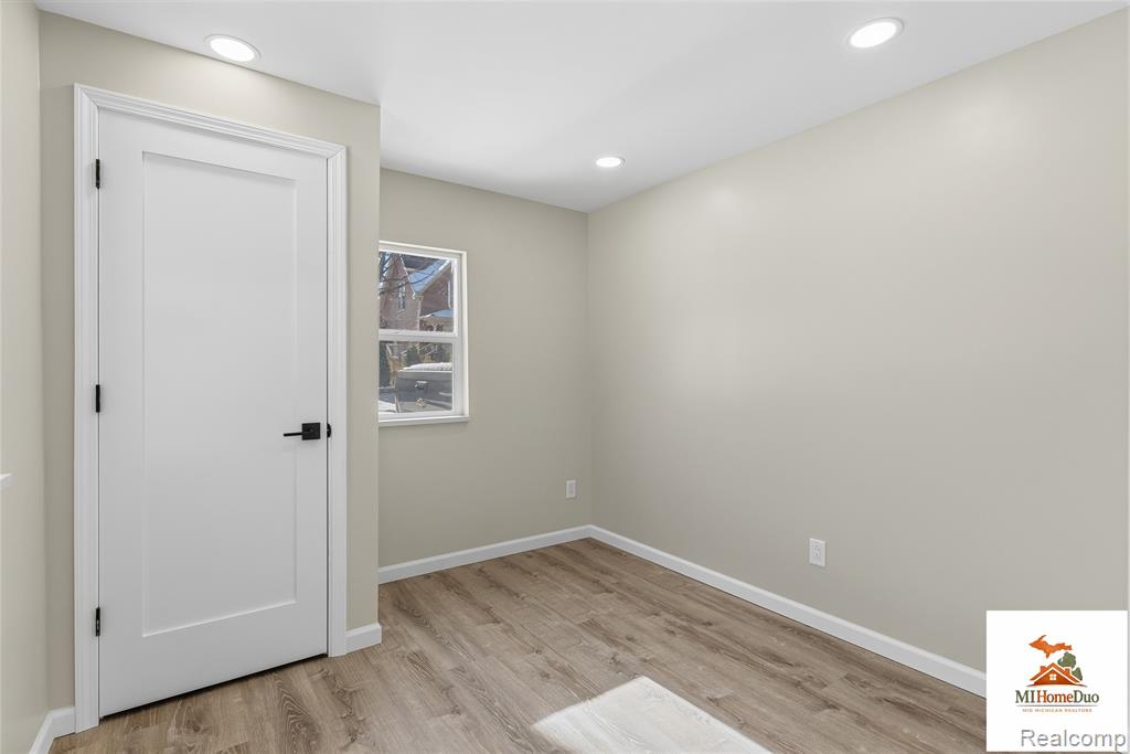713 S Mill Street, Clio, MI 48420 — Photo 13