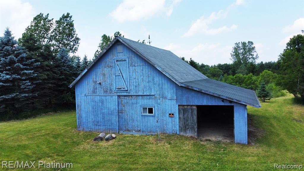 6450 FISHER ROAD, Howell, MI 48855 — Photo 35
