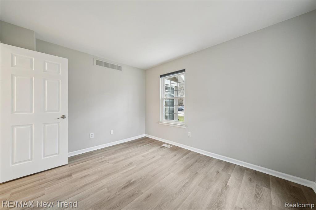 6641 HEARTHSIDE Court, West Bloomfield, MI — Photo 21
