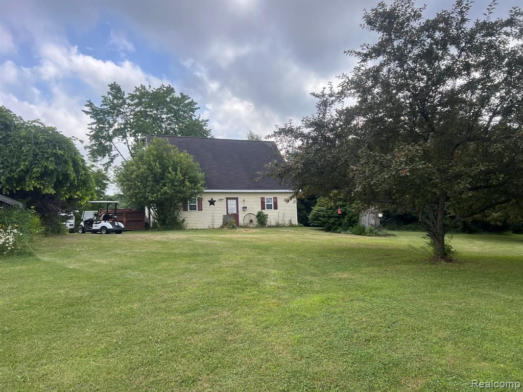 59 S Bassett Road, Lapeer, MI 48446 — Photo 4