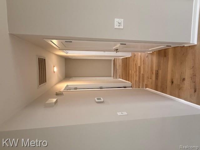 510 E Golden Pond Road, Midland, MI 48642 — Photo 12