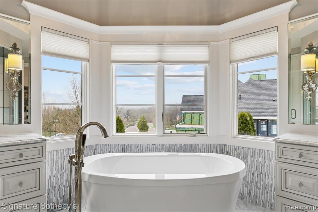 4911 Pinnacle Boulevard, Rochester, MI 48306 — Photo 25