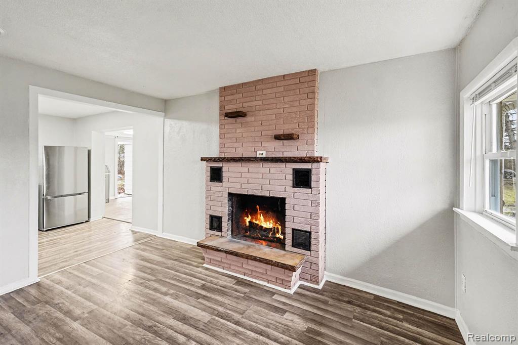4267 Torrey Road, Flint, MI 48507 — Photo 4