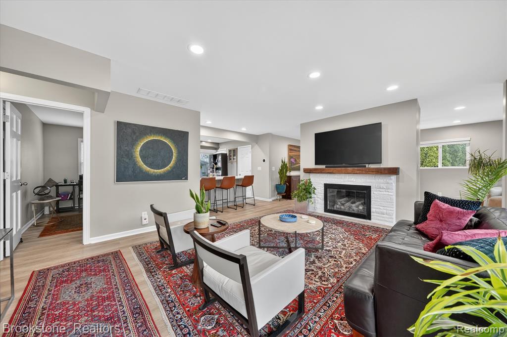 15636 Kirkshire Avenue, Beverly Hills, MI 48025 — Photo 8