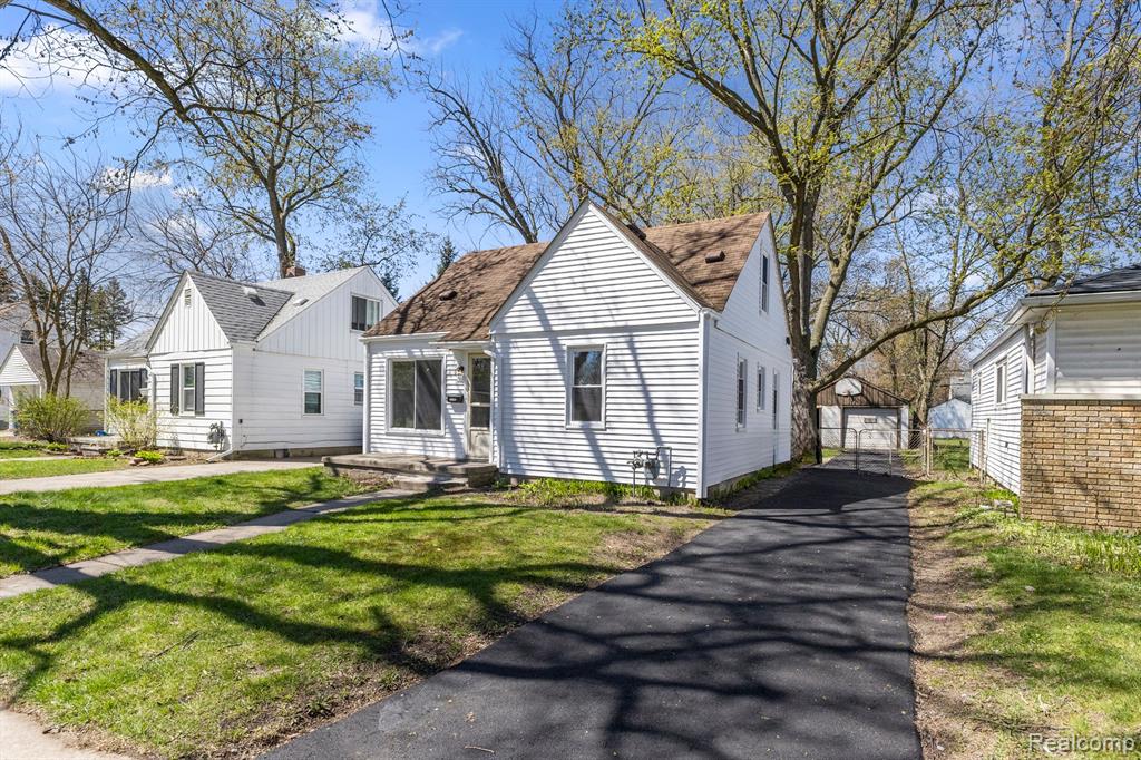 4924 ZIEGLER Street, Dearborn Heights, MI 48125 — Photo 28