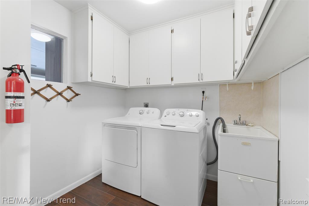1043 Westview Road, Bloomfield Hills, MI 48304 — Photo 35