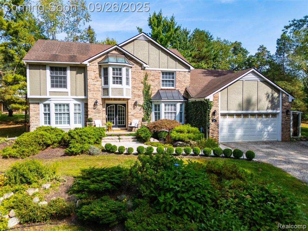 523 Uphill Road, Milford, MI 48381 — front exterior