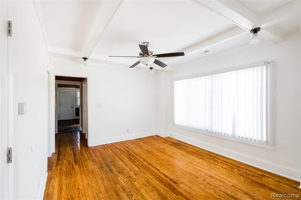 5435 Burns Street, Detroit, MI 48213 — Photo 8
