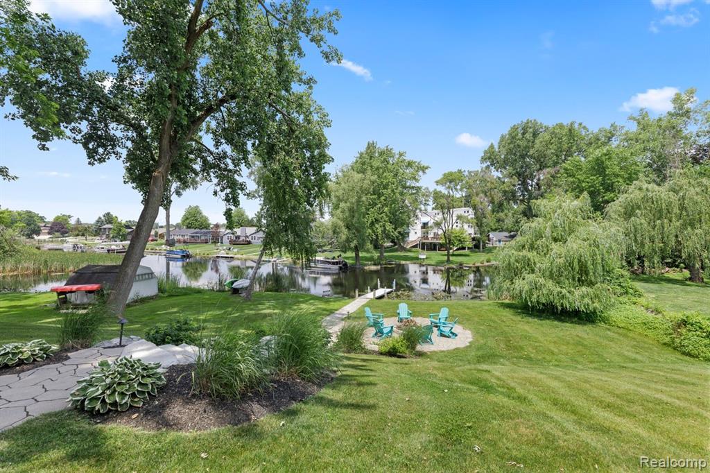 2159 HELMSFORD Drive, Wolverine Lake, MI 48390 — Photo 54