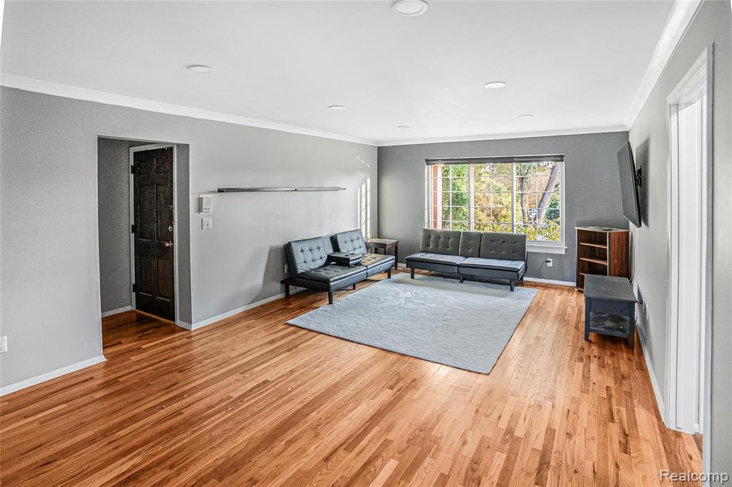 42266 Woodward Avenue, Bloomfield Hills, MI 48304 — Photo 4