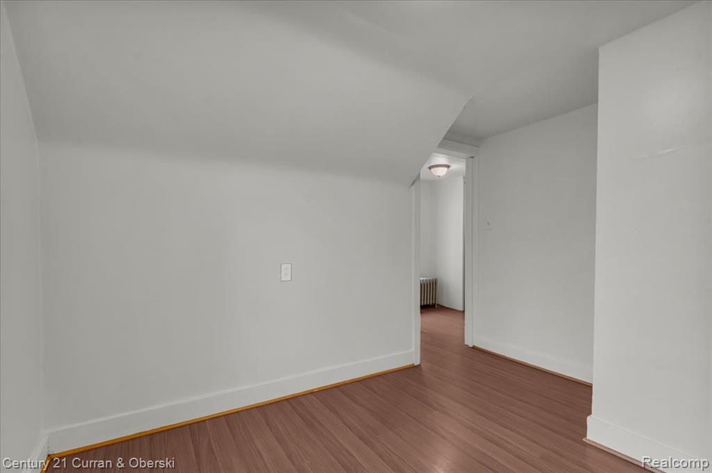 5580 S Merriman Road, Wayne, MI 48184 — Photo 17