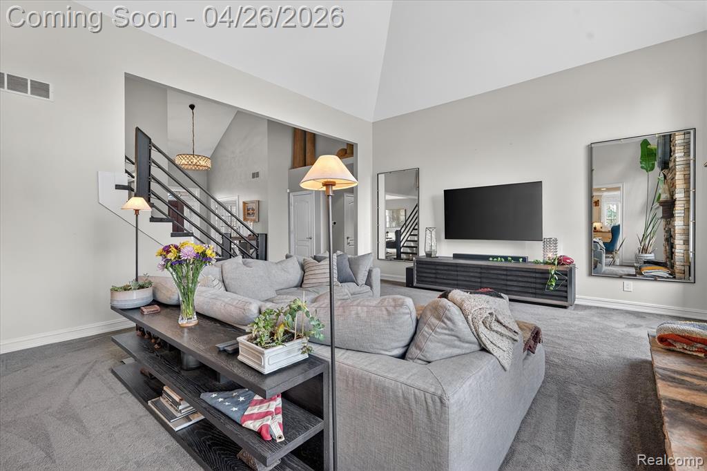 6932 Oakhurst Ridge Road, Clarkston, MI 48348 — Photo 11
