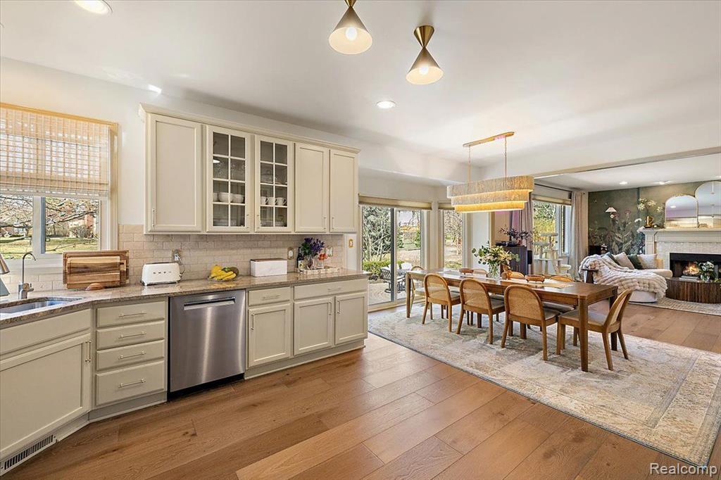 47082 NORTHUMBERLAND Street, Novi, MI — Photo 46