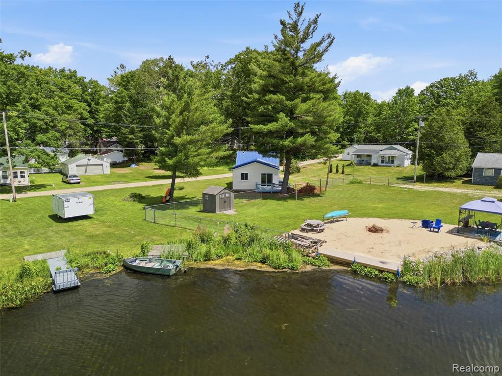 9793 Maple Street, Chippewa Lake, MI 49320 — Photo 36