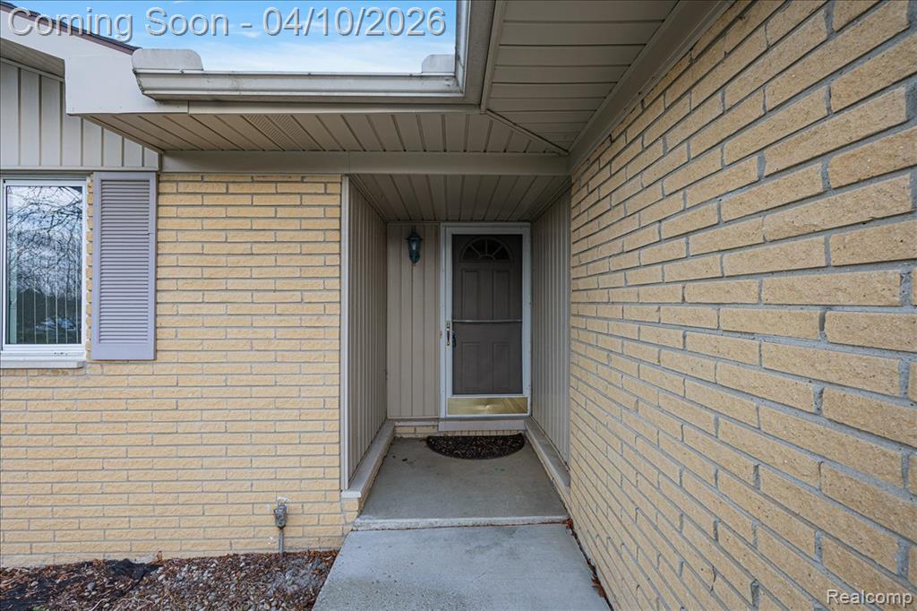 19246 Todd Drive, Clinton Twp, MI 48038 — Photo 4