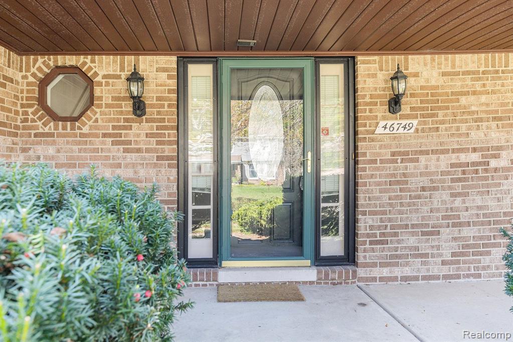 46749 CAMELIA Drive, Canton, MI 48187 — Photo 5
