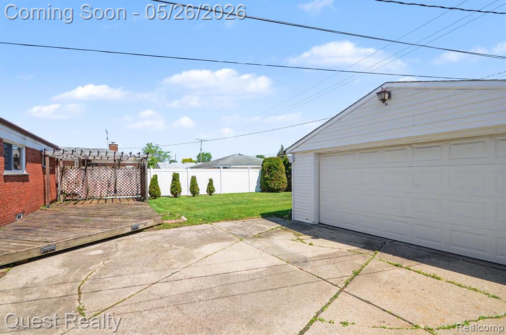 28326 Los Olas Drive, Warren, MI 48093 — Photo 20