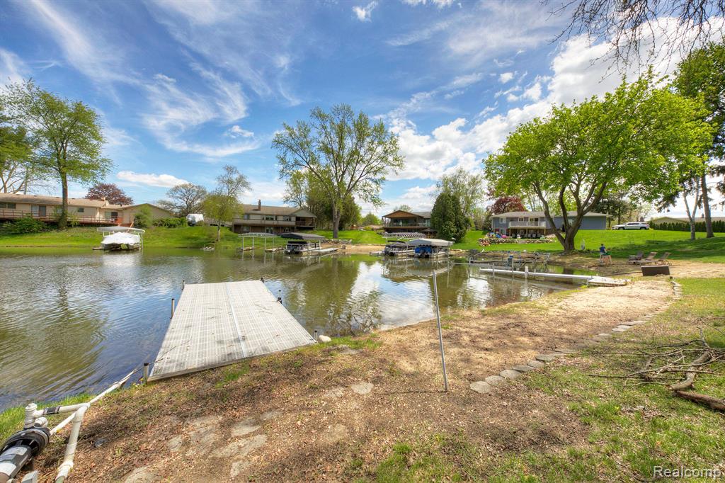 3978 CHANDA, Highland, MI 48356 — Photo 58
