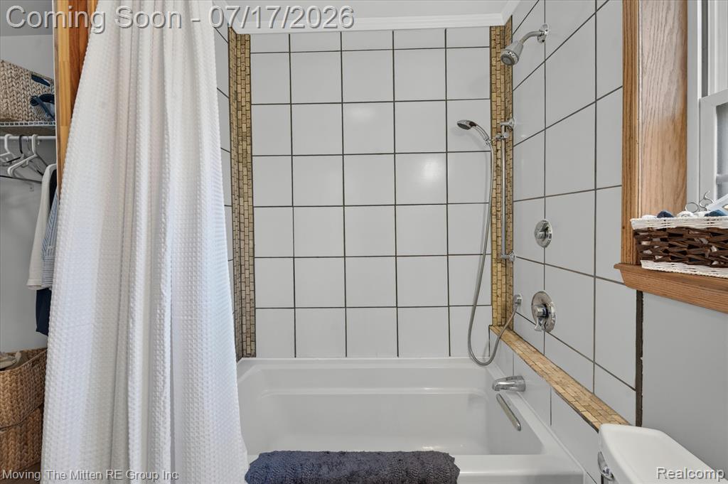 744 S Park Street, Highland, MI 48356 — Photo 21