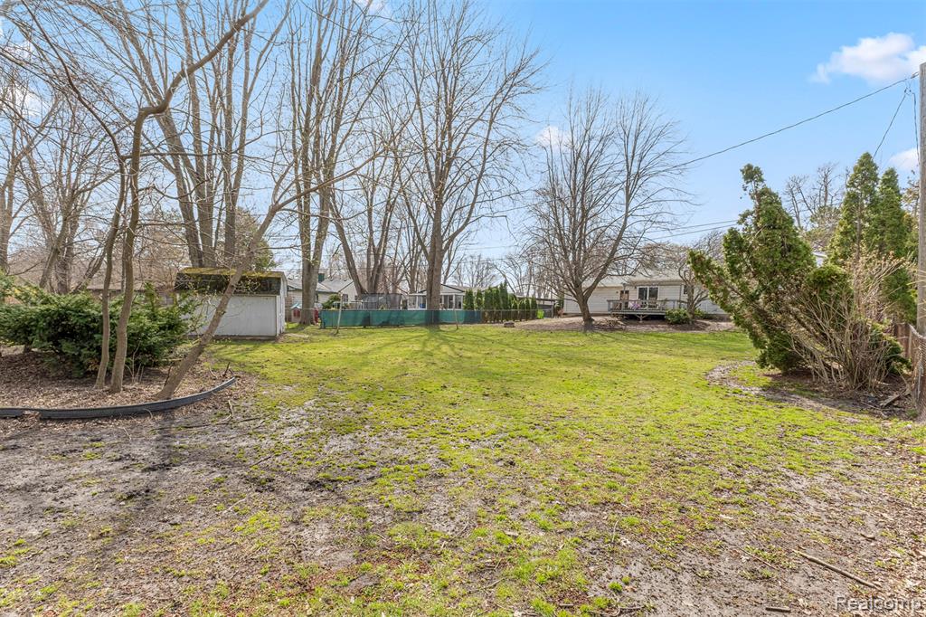 38320 Townhall Street, Harrison Township, MI — Photo 20