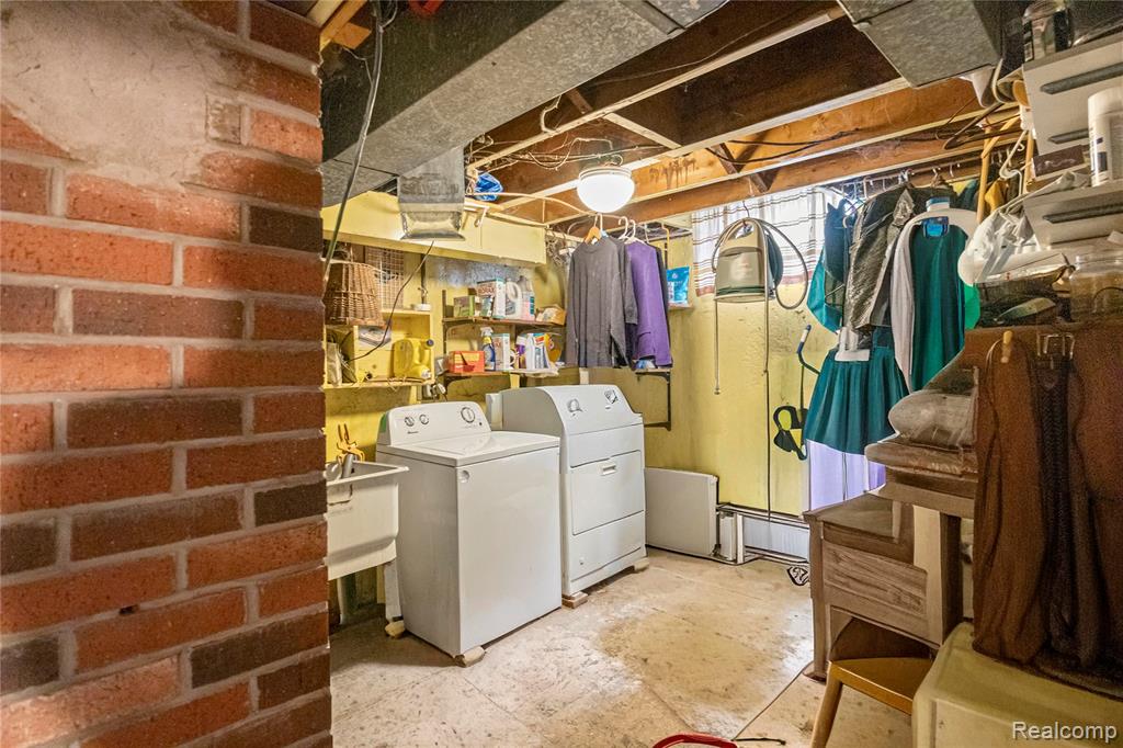 9584 Wormer, Redford, MI 48239 — Photo 31