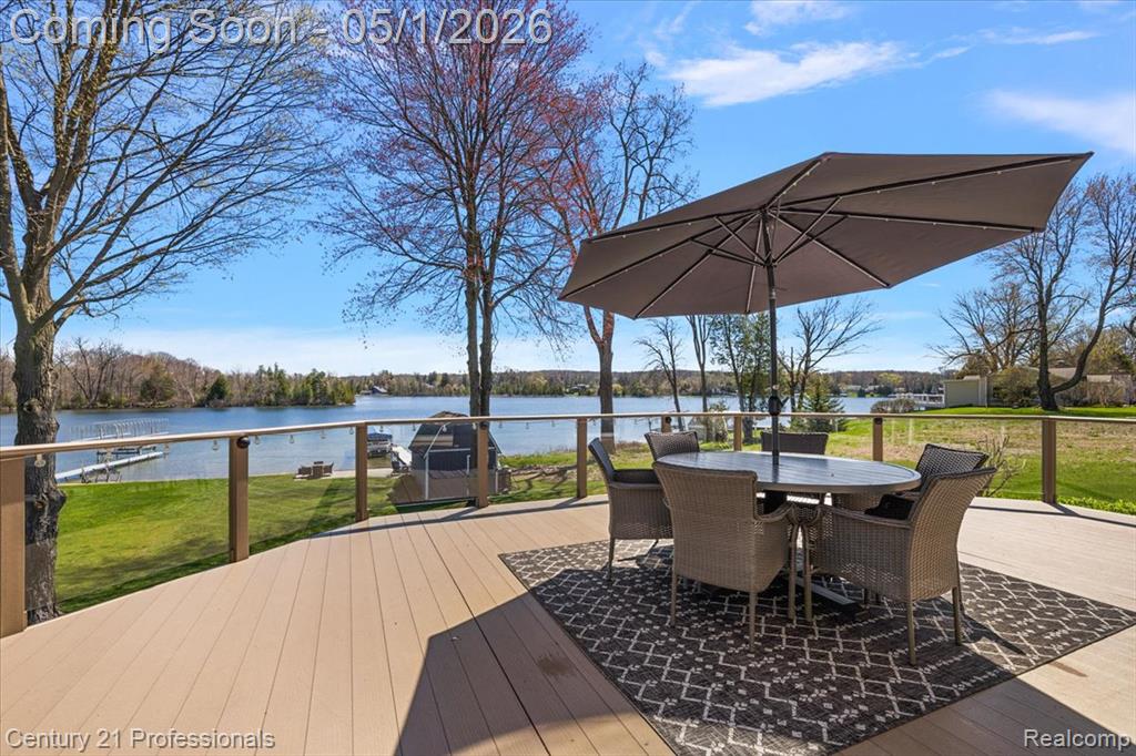 9800 Sashabaw Road, Clarkston, MI 48348 — Photo 2