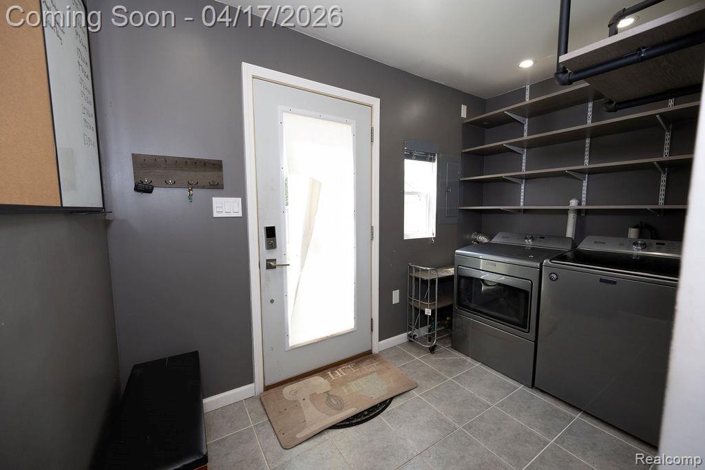 15389 Fenton, Redford, MI 48239 — Photo 13
