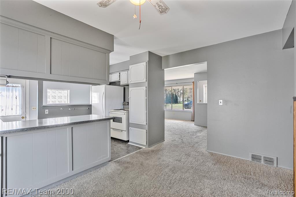 33622 Bock Street, Garden City, MI — Photo 10