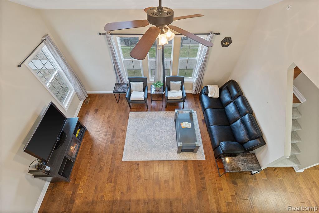 53743 CHAMPLAIN Street, Macomb, MI 48042 — Photo 9