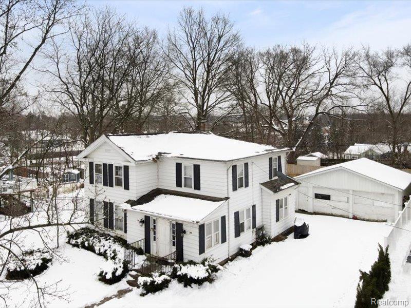74 E Washington Street, Clarkston, MI — Photo 2