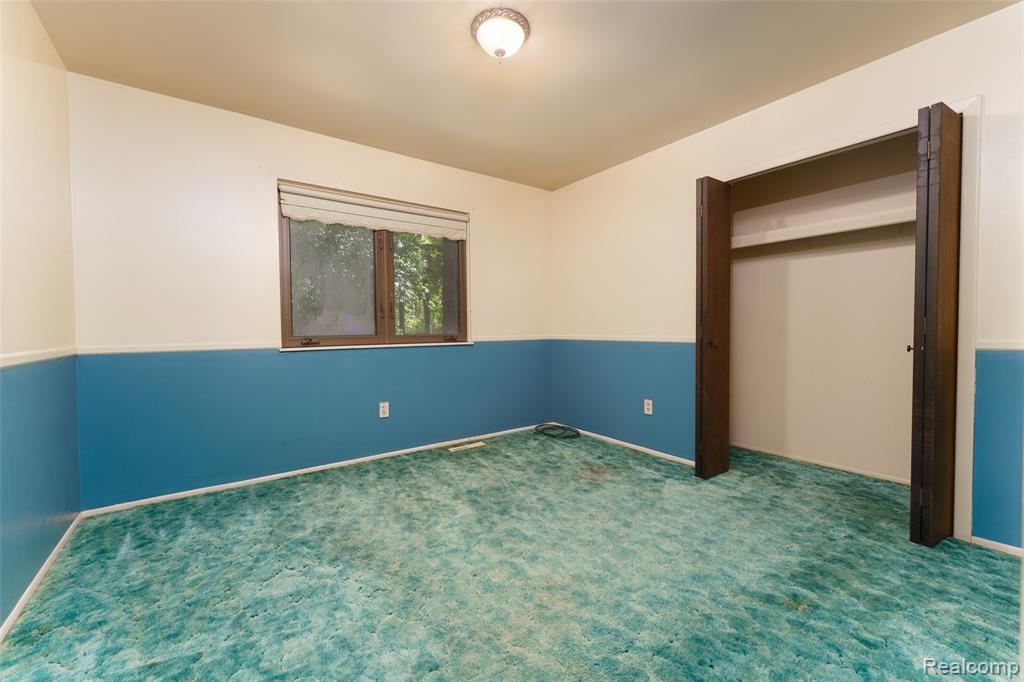 8800 Evergreen Road, Brighton, MI 48116 — Photo 14