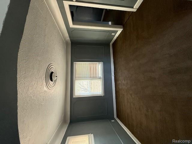 8230 INDIANA, Detroit, MI 48204 — Photo 3