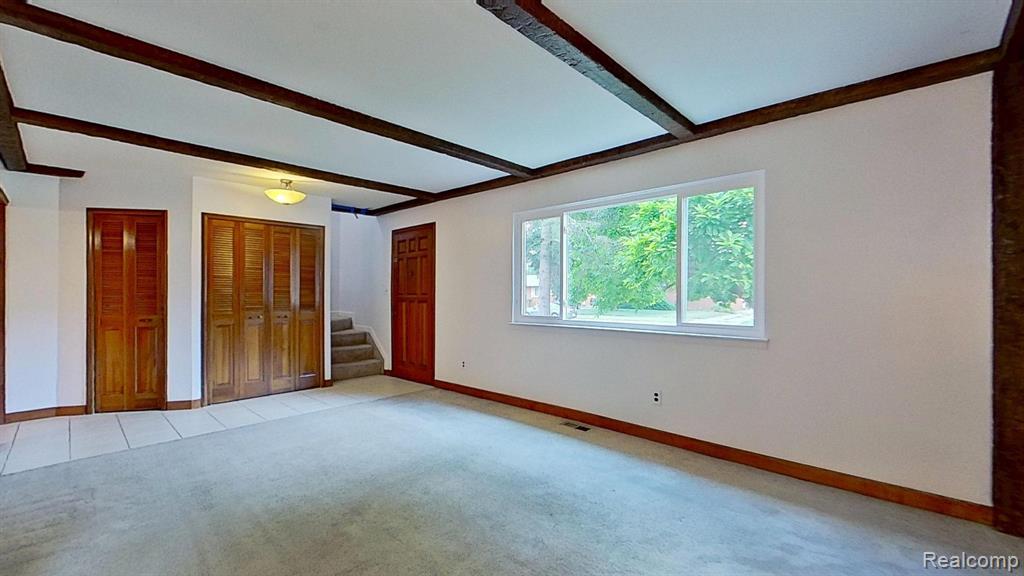 8252 Tinkler Road, Sterling Heights, MI 48312 — Photo 7