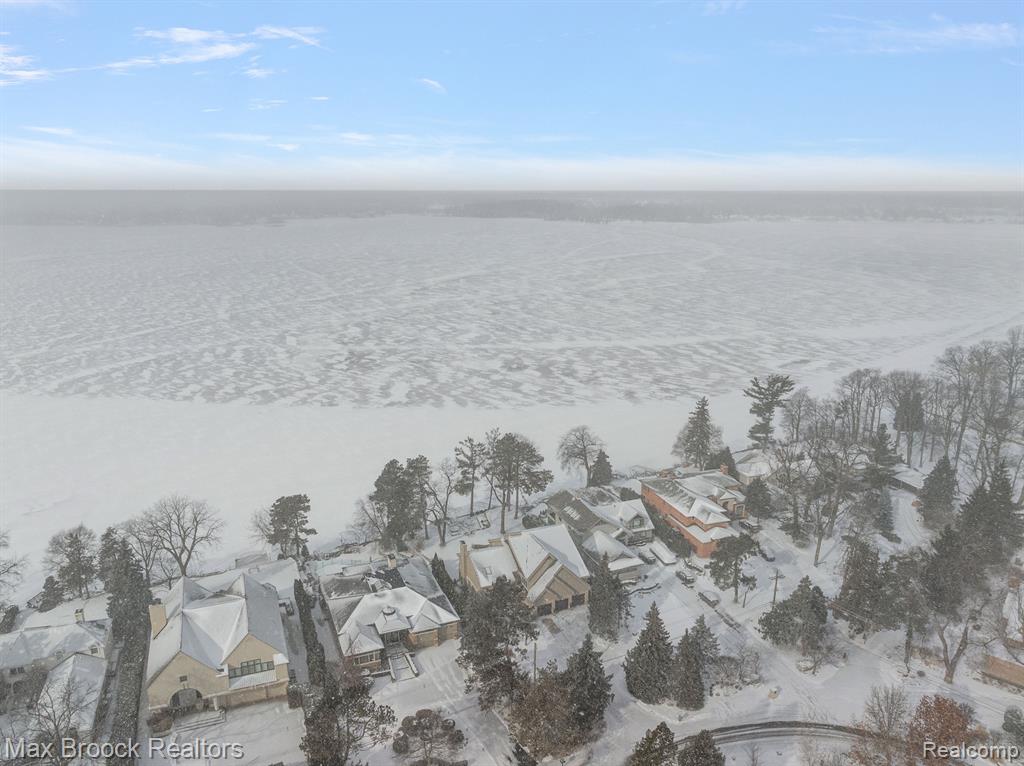 3540 Erie Drive, Orchard Lake Village, MI 48324 — Photo 42