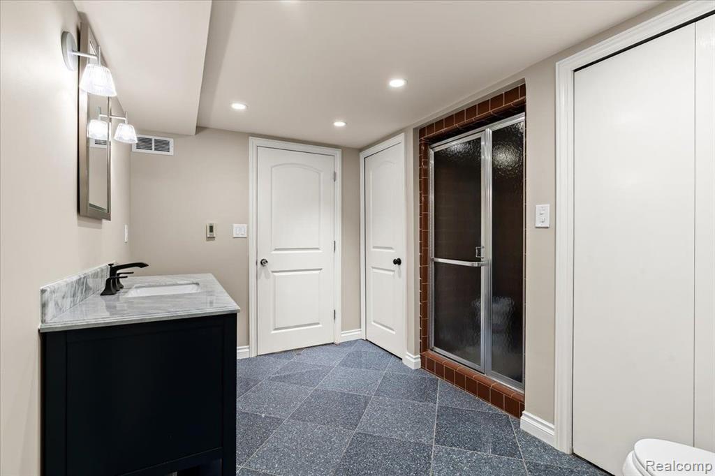 7299 OLD MILL Road, Bloomfield Hills, MI 48301 — Photo 39