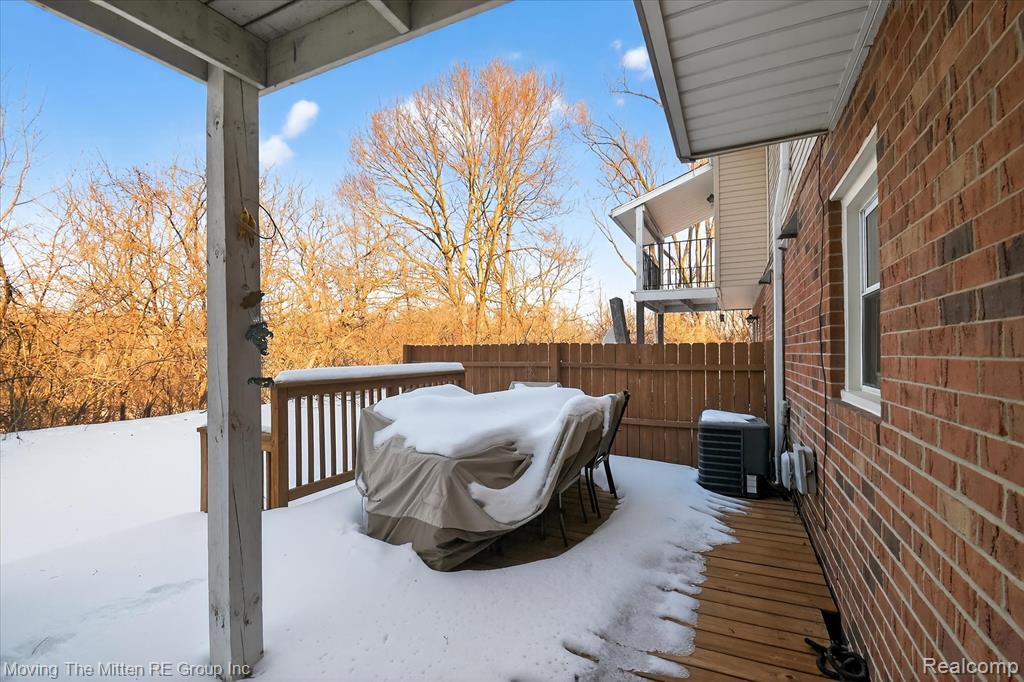 13153 Lake Point Boulevard, Belleville, MI 48111 — Photo 32