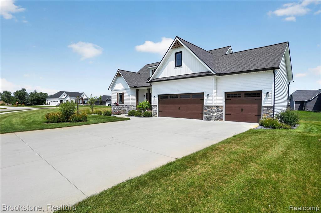9830 Loretta Lane, South Lyon, MI 48178 — Photo 3
