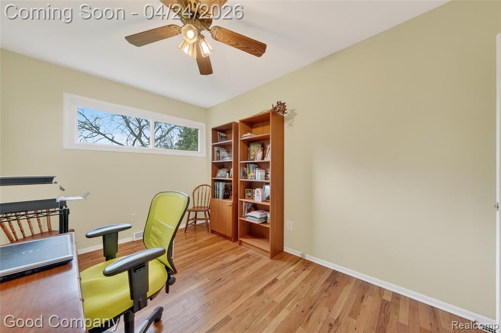 3463 Coseyburn Road, Waterford, MI 48329 — Photo 29