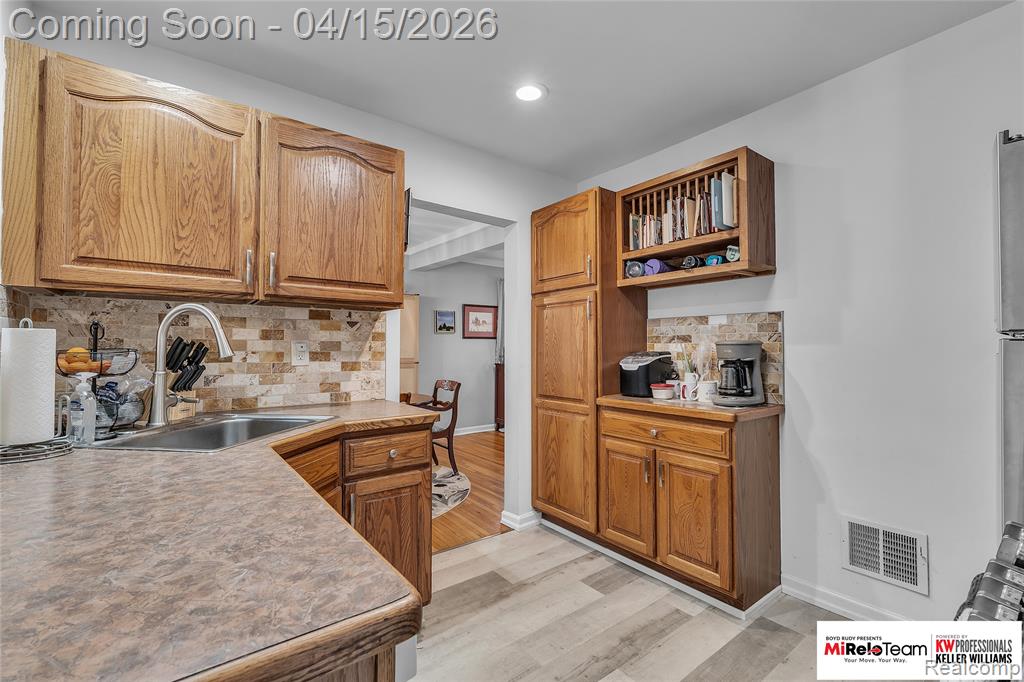 12751 Mercier Street, Southgate, MI 48195 — Photo 17