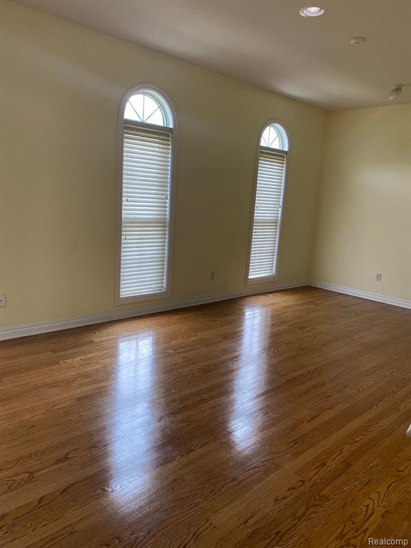 1638 E LAKEVIEW Lane, Canton, MI 48187 — Photo 6