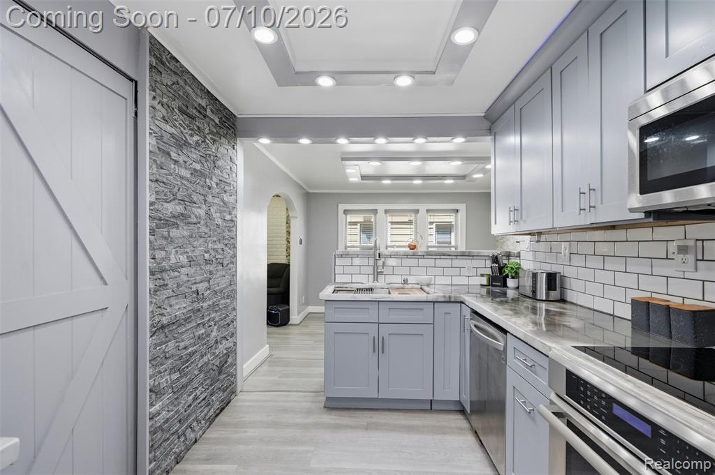 6242 Calhoun Street, Dearborn, MI 48126 — Photo 9