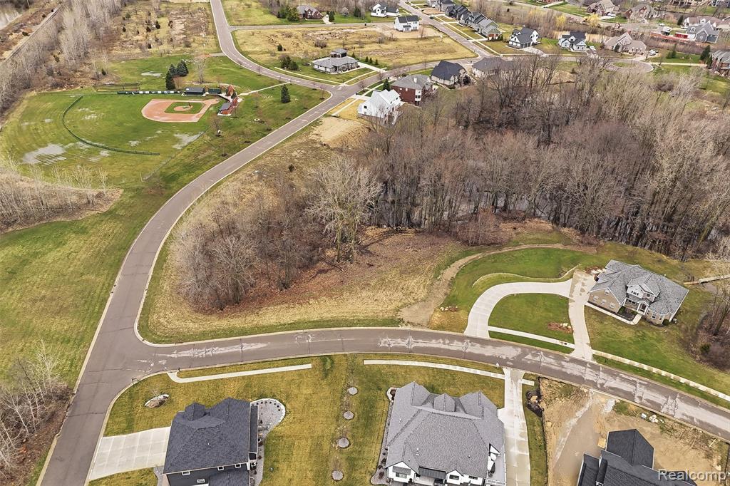 4336 McCormick Drive, Linden, MI 48451 — Photo 2