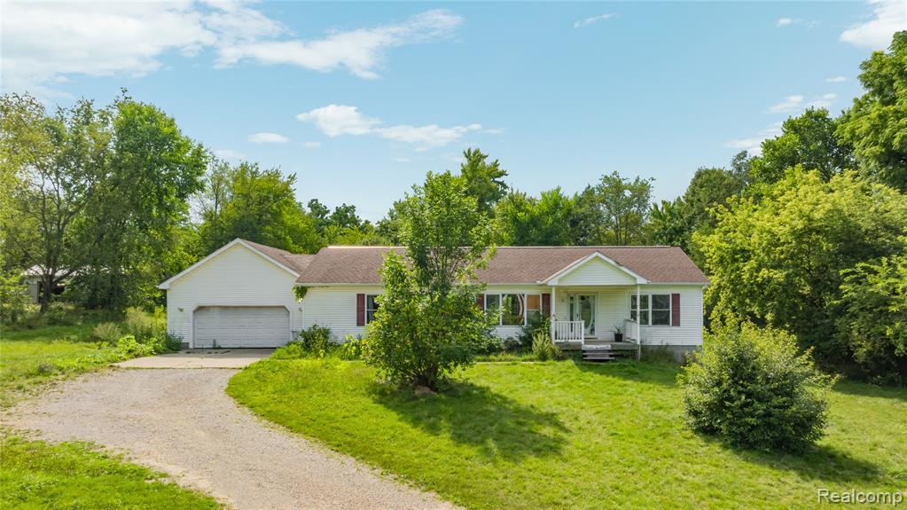 13872 Sheridan Road, Manchester, MI 48158